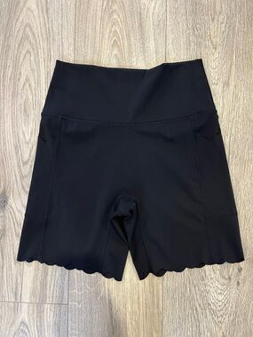 aerie Black High-Waist Scallop Hem Bike Shorts